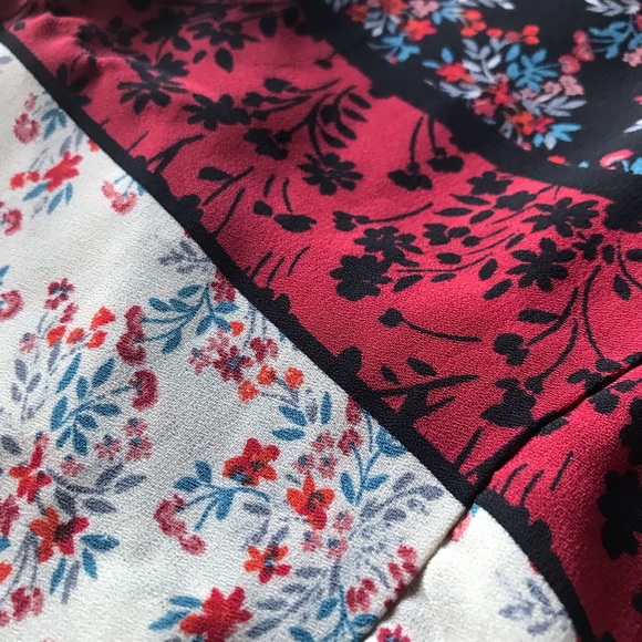 🌴 Miami Floral Romper 🌴 - Picture 5 of 11